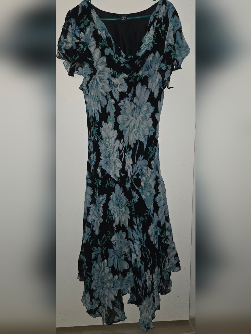 Floral Flowy Broomstick Dress